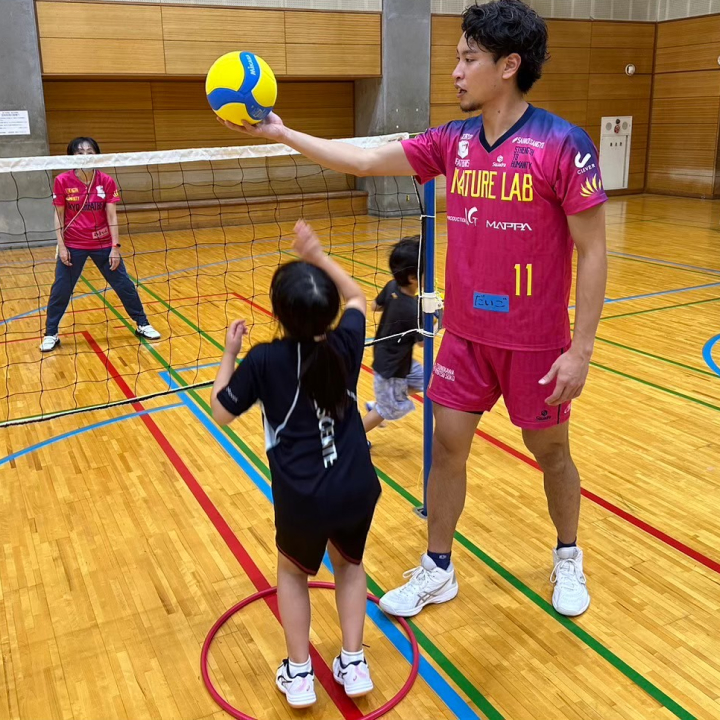 【オープニングイベント】 バレーボール体験